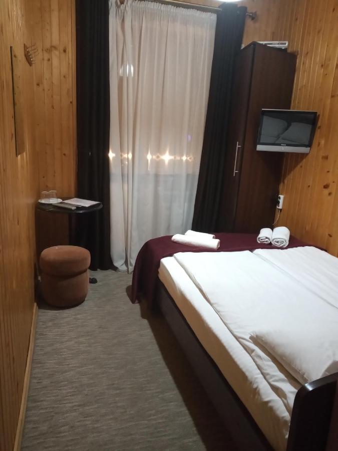 Zdybanka Hotel